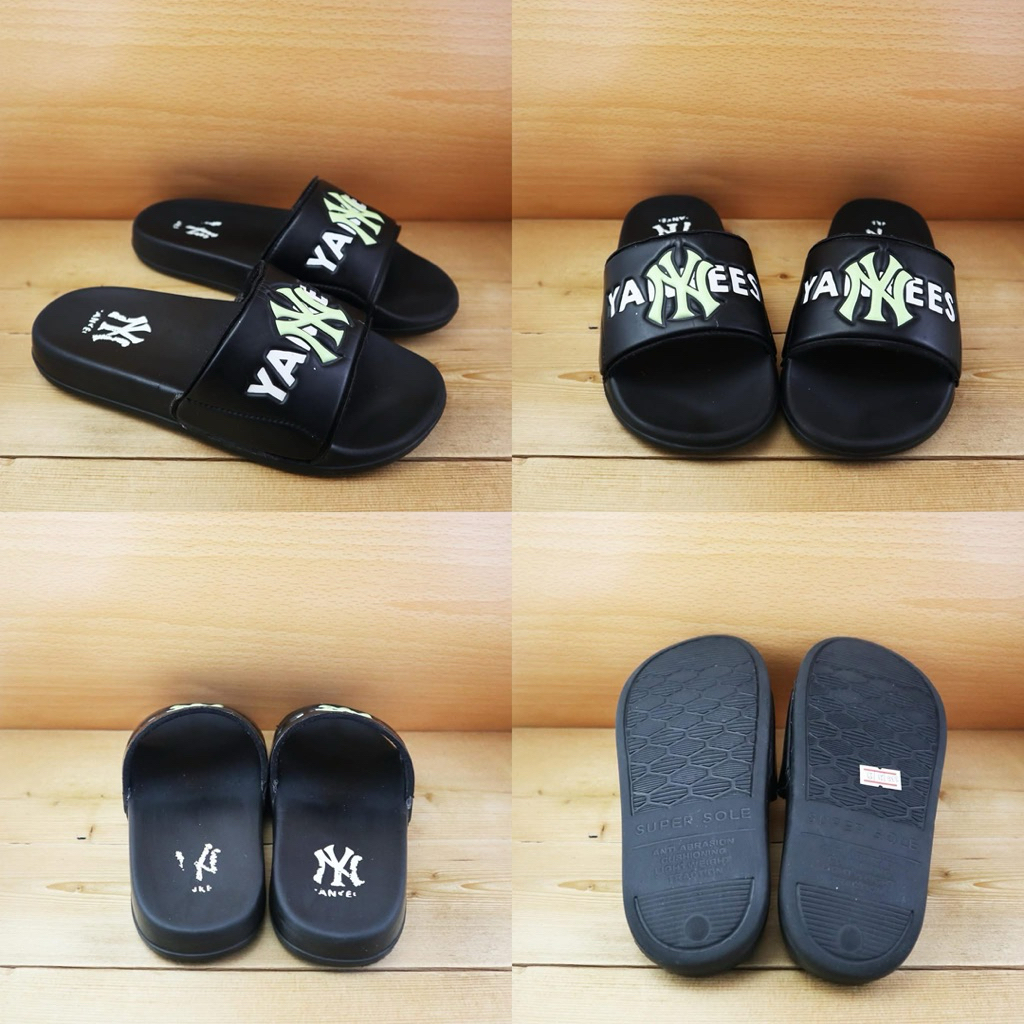 รองเท้าแตะสีดำ แบบสวม Brand : MLB