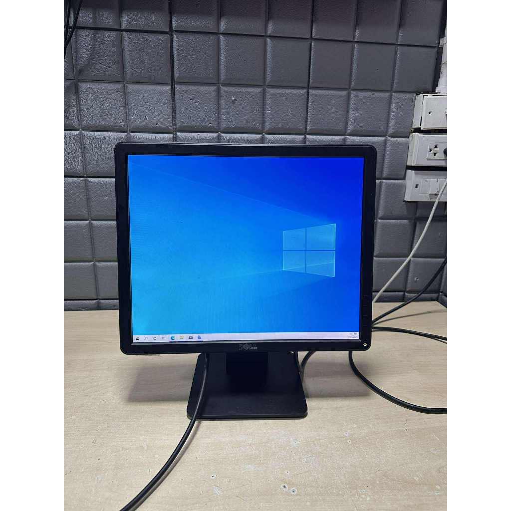 จอคอมพิวเตอร์LED 17นิ้ว DELL E1715S  TN 60 Hz (square)สภาพดี มือ2 ใช้งานปกติ