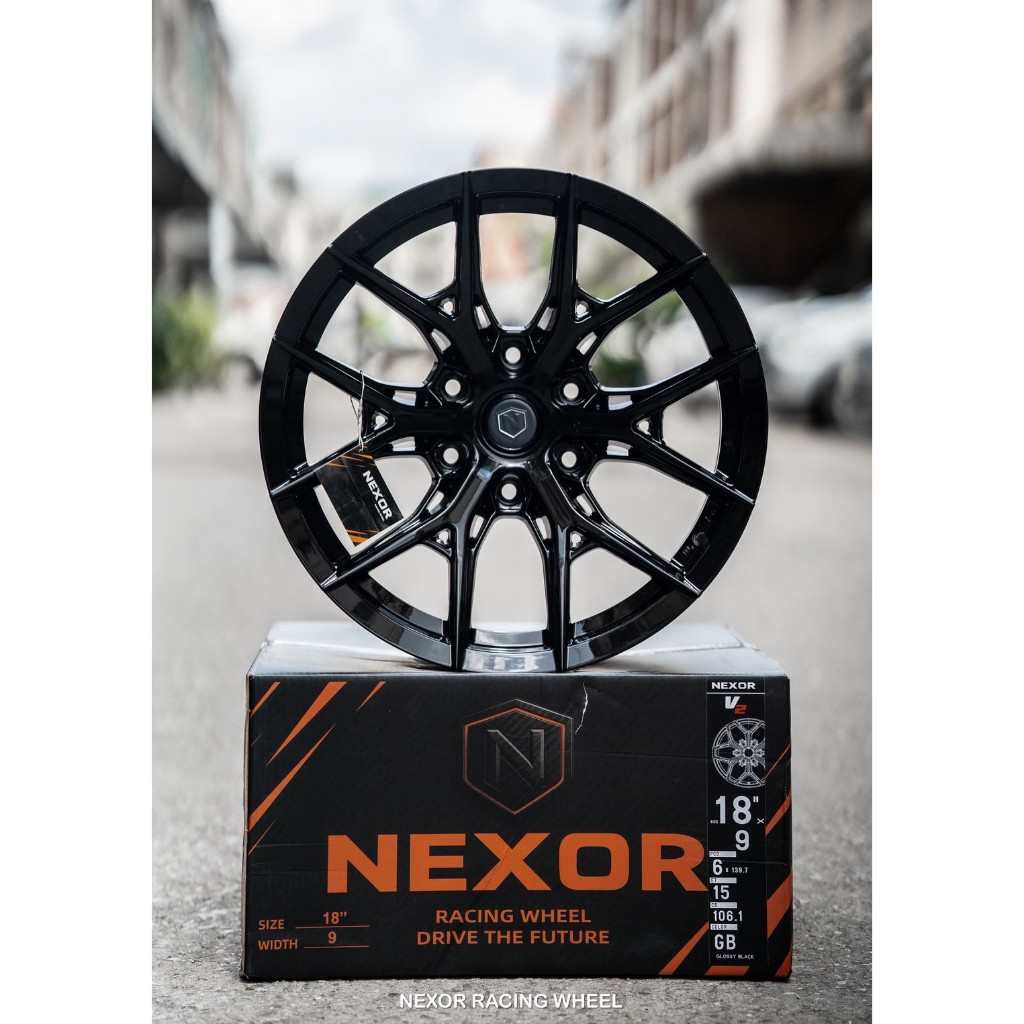 ล้อแม็กซ์ ก้านวายV1 R18/6H139.7 ET0 กว้าง9 นิ้ วส่งฟรี  สีดำเงา รับประกันคุณภาพ3ปี  (ครบชุด 4วง)