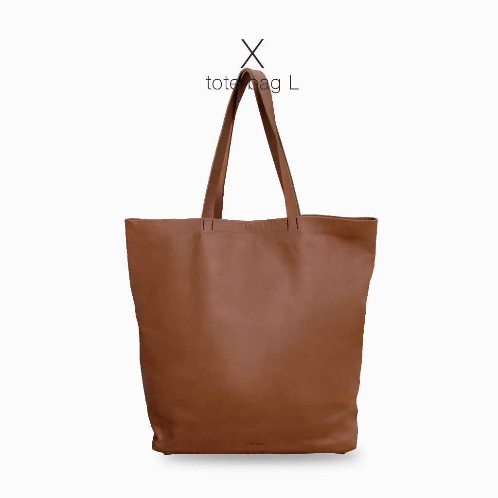 labrador X tote bag L กระเป๋าสะพายข้างหนังแท้ (LAA091)