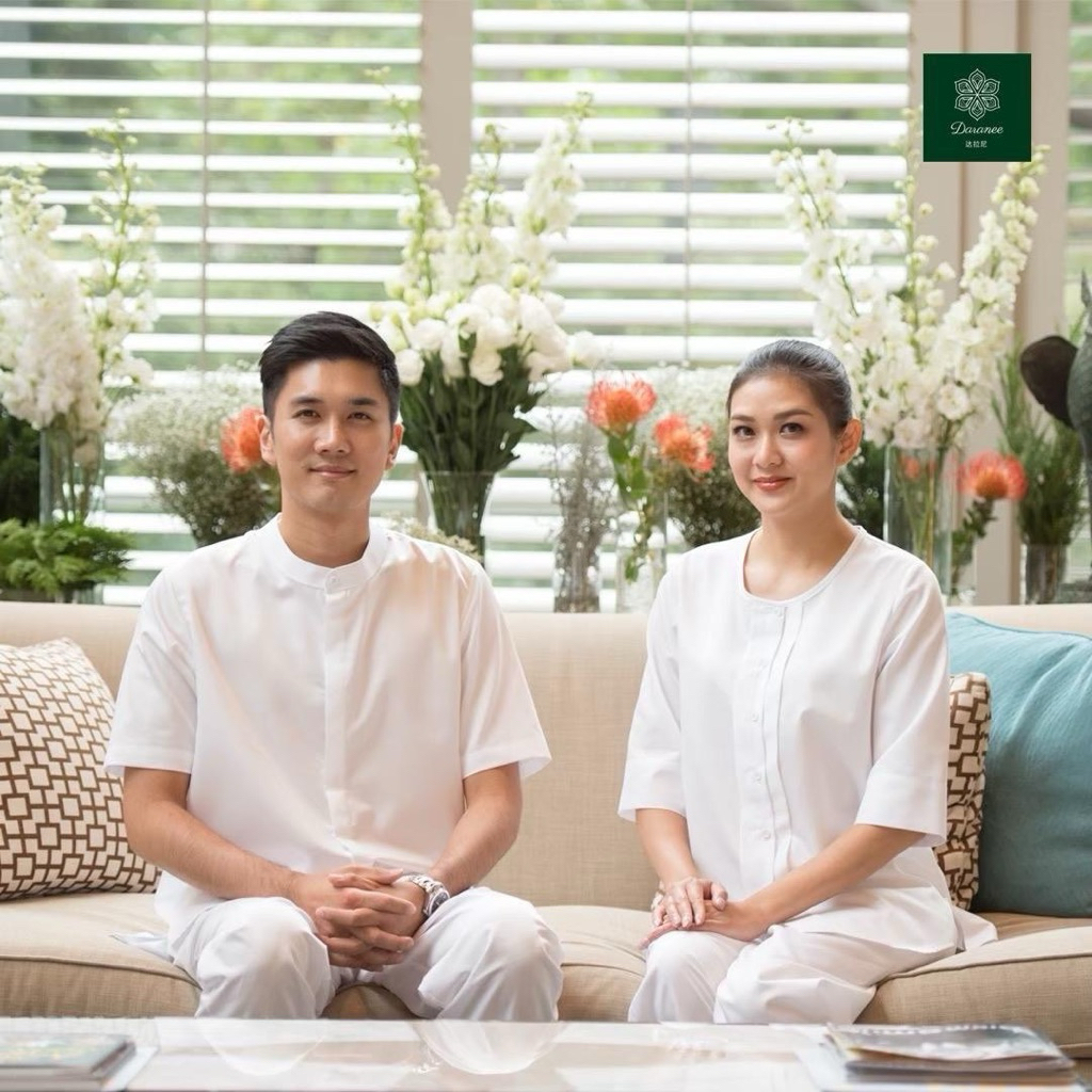 ชุดขาว ชุดปฏิบัติธรรมรุ่นรอยัลจัสมิน Daranee RoyalJasmine เนื้อผ้าดีที่สุดในร้าน นุ่มที่สุด เบาสบาย ไม่อบเหงื่อ