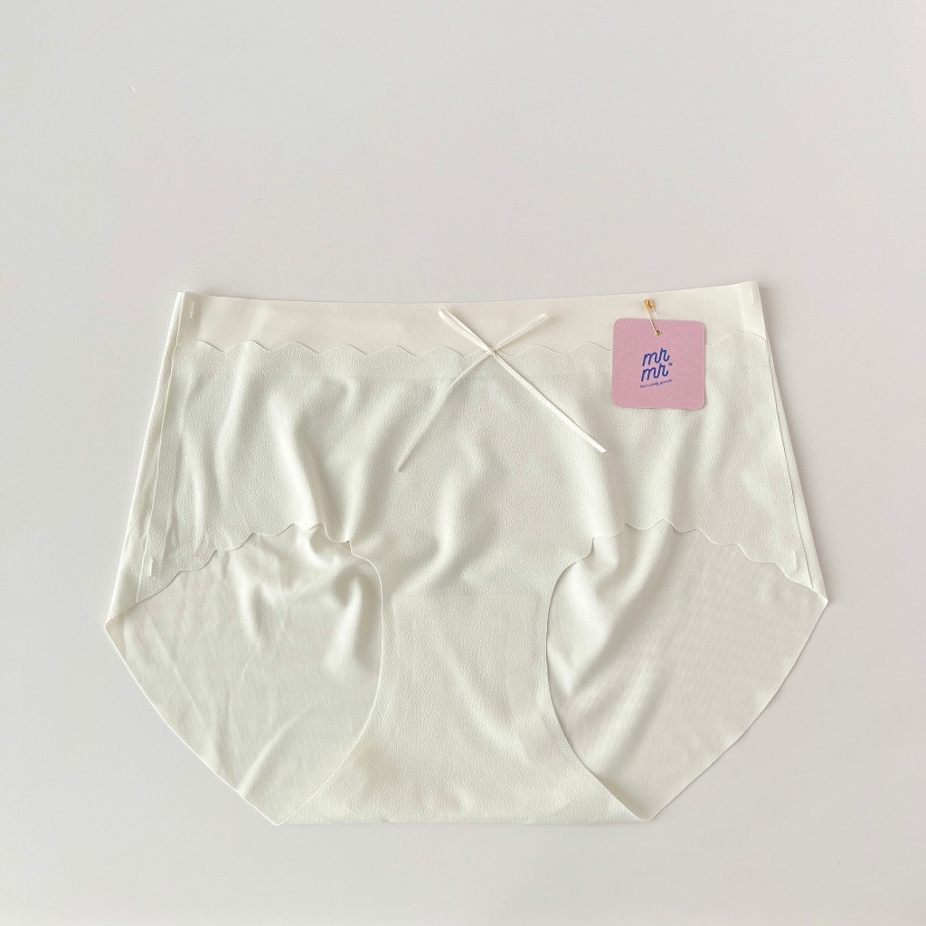 𝐒𝐖𝐄𝐄𝐓𝐈𝐄 𝐖𝐀𝐕𝐘 (panty.) - medium waist pastel wavy  panty. ไร้ขอบ ขอบหยัก ตกแต่งโบว์ maryxmary - รูปที่ 4