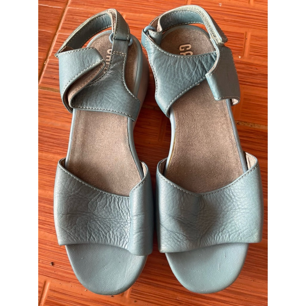 รองเท้า Camper มือสองของแท้