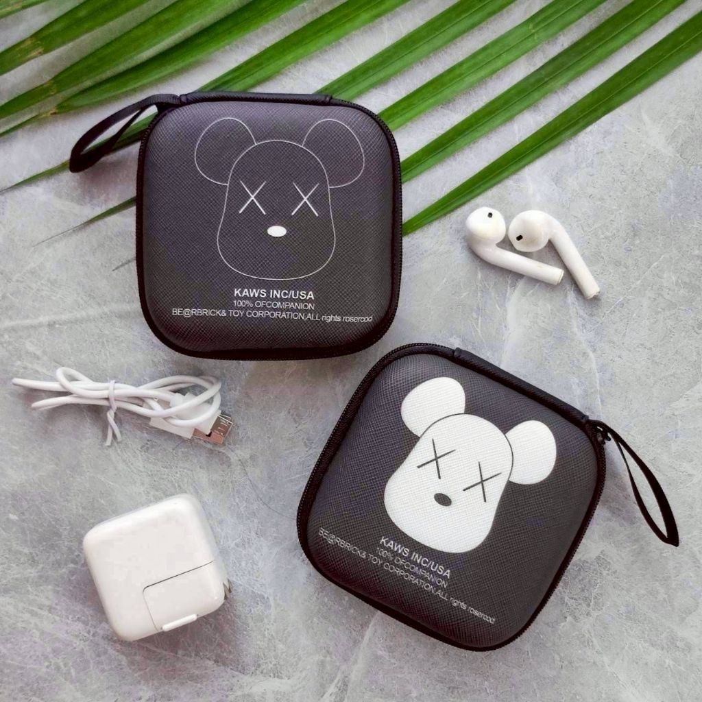 กล่องหูฟัง ไซส์ M กล่องไฟเบอร์ขนาดเล็ก​ ขนาด 9.5×9.5 ซม. มีช่องตาข่ายด้านใน​ วัสดุดีมาก กันกระแทกได้