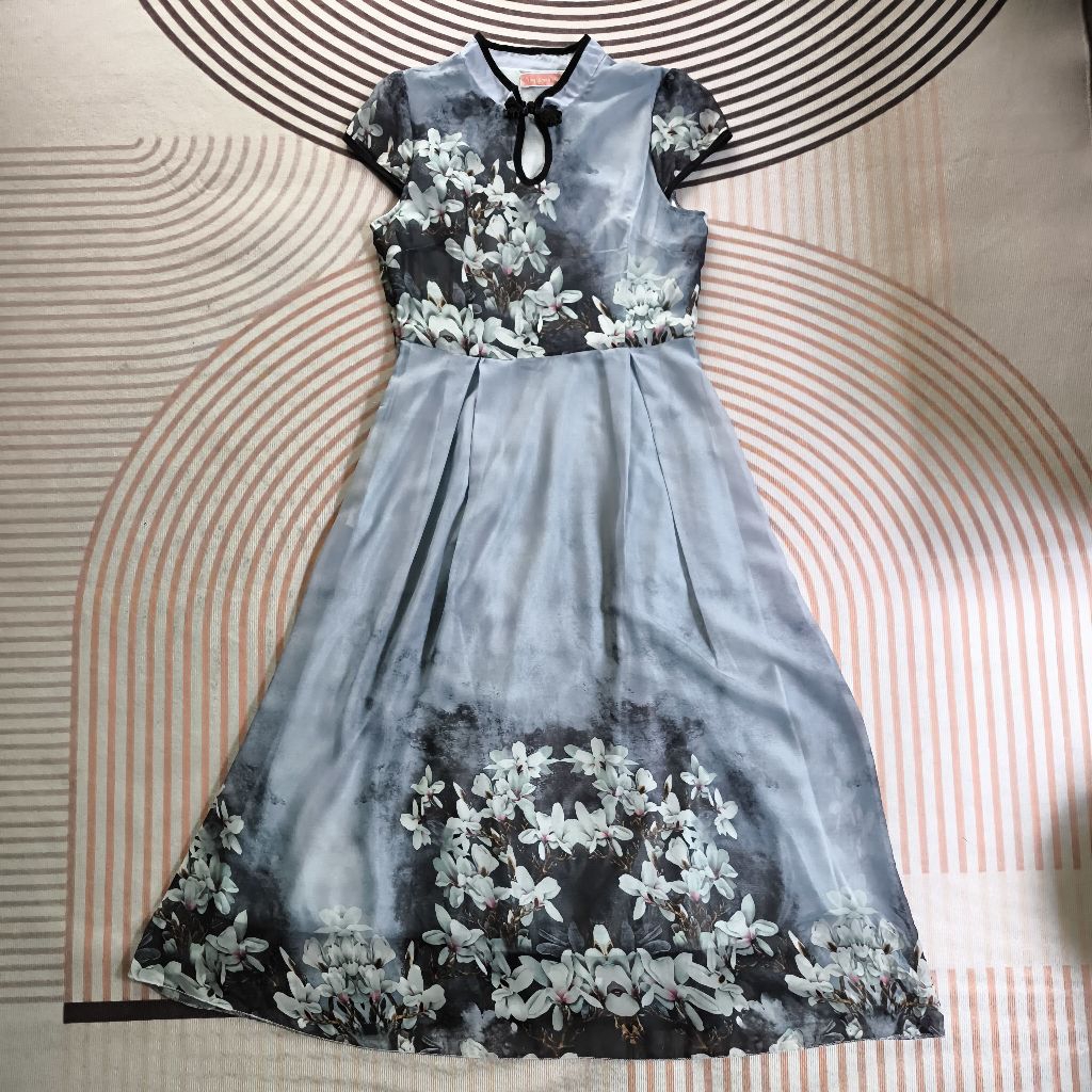 ส่งต่อ เดรสสีเทาคอจีน 35-29-F ยาว48