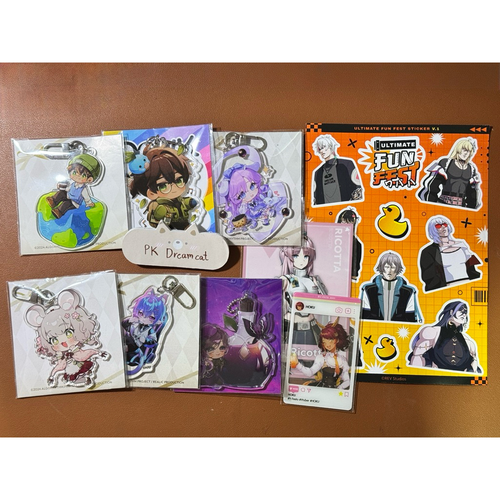 สินค้าพวงกุญแจวันเกิด Vtuber ARP มือสอง ✨