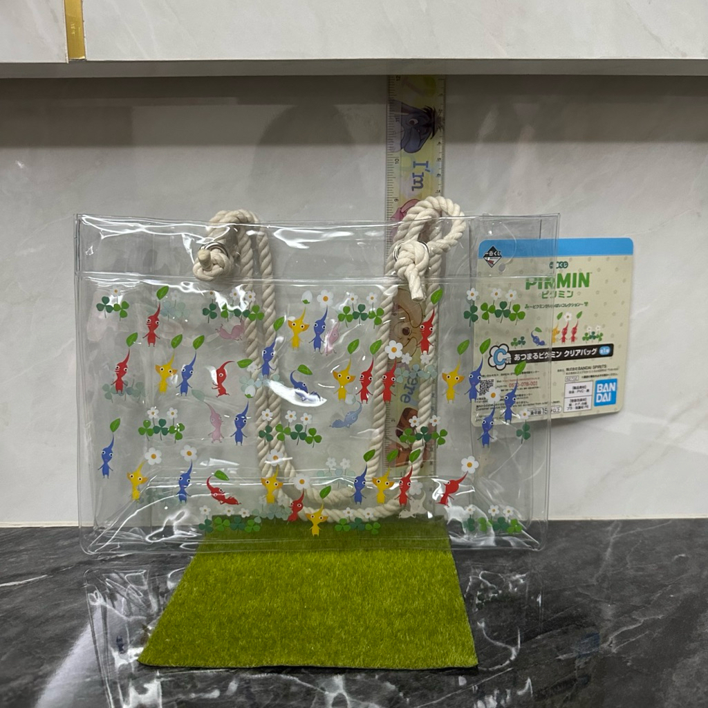 กระเป๋า Pikmin ขนาด 30x21 cm. ฐานกว้าง 10 cm. 189.-