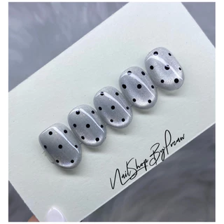 เล็บปลอมมือเท้าสีเจลแท้ สีลูกแก้วเงิน ลายpolkadot (เปลี่ยนสี ทักแชท) 📌ฟรีกาว+ตะไบทุกชุด📌(จัดส่ง1-2วัน)
