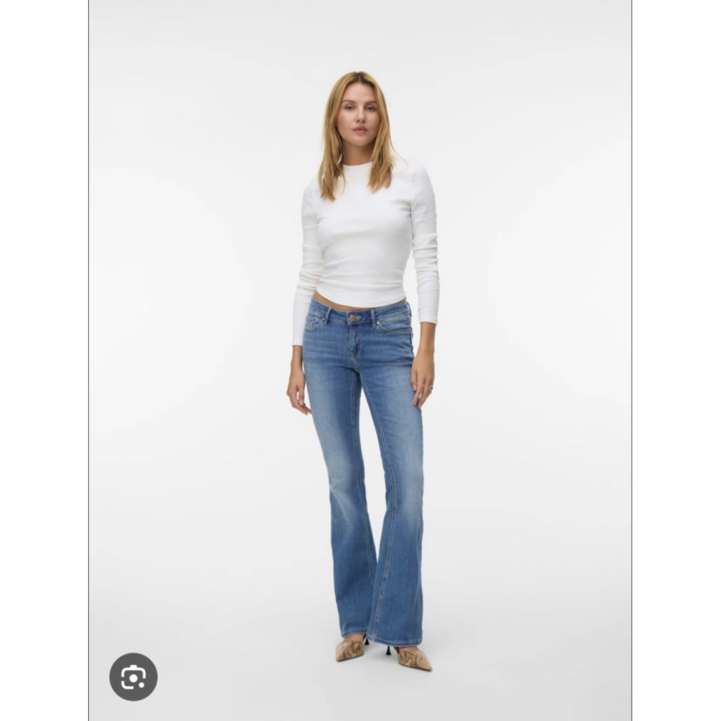 Mid rise Flared fit jeans | Vero moda กางเกงยีนส์ยืดขาม้าเอวต่ำ