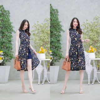(มี2 ไซส์)เสื้อคอปีนแขนกุดลายต้นมะพร้าว แหวกด้านหน้า + กางเกงขาสั้น