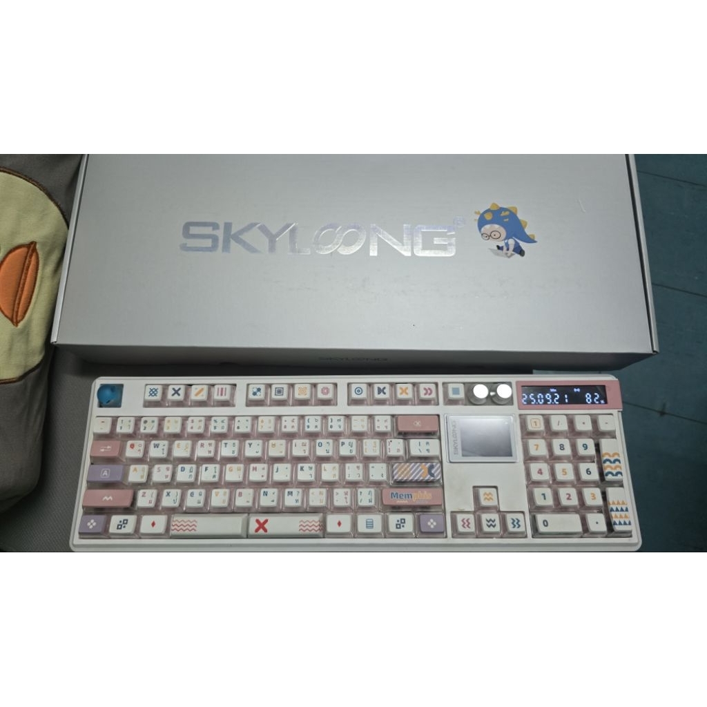 Skyloong GK104 Pro รุ่นจอ WiFi คีย์บอร์ดไร้สาย 3 โหมด ✅ มือสองสภาพดีมีฝุ่นแถมเล็กน้อย ✅