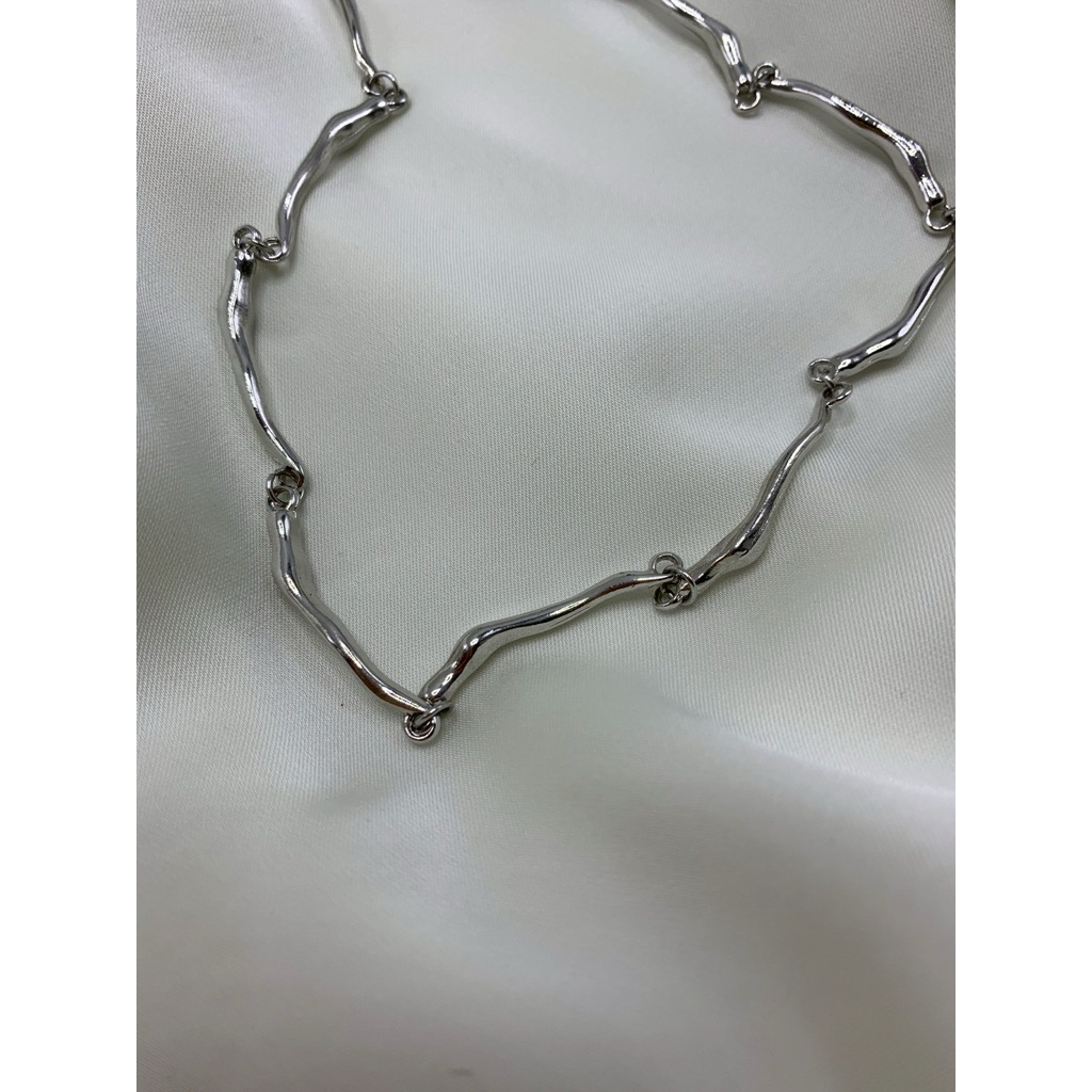 สร้อยคอ Bone necklace - Wannabprettygurl