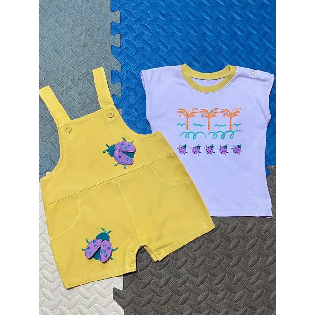 Bblv ชุดเอี๊ยมเด็ก9-12m สภาพดีมือสอง ไม่มีคำหนิ สีชัดมาก