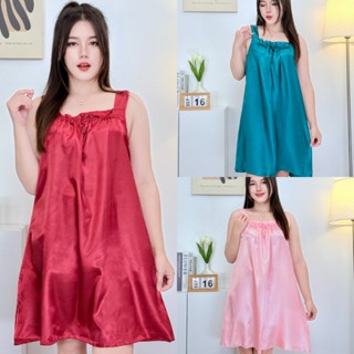 ซาตินเดรสสายเดี่ยว กระโปรงนอน ลื่นชื่นถือถือ สไตล์คลาสสิก คล…
