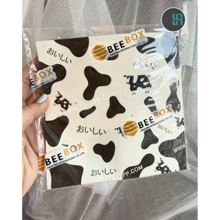 beebox กระดาษรองขนม ขนาด 6 x 6 นิ้ว แพ็ค/100 ชิ้น
