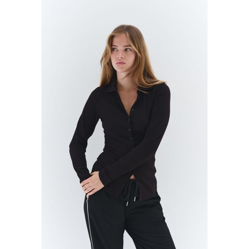 H&M(เอชแอนด์เอ็ม) คาร์ดิแกนผ้าริบ Women Ribbed cardigan 1306482_1