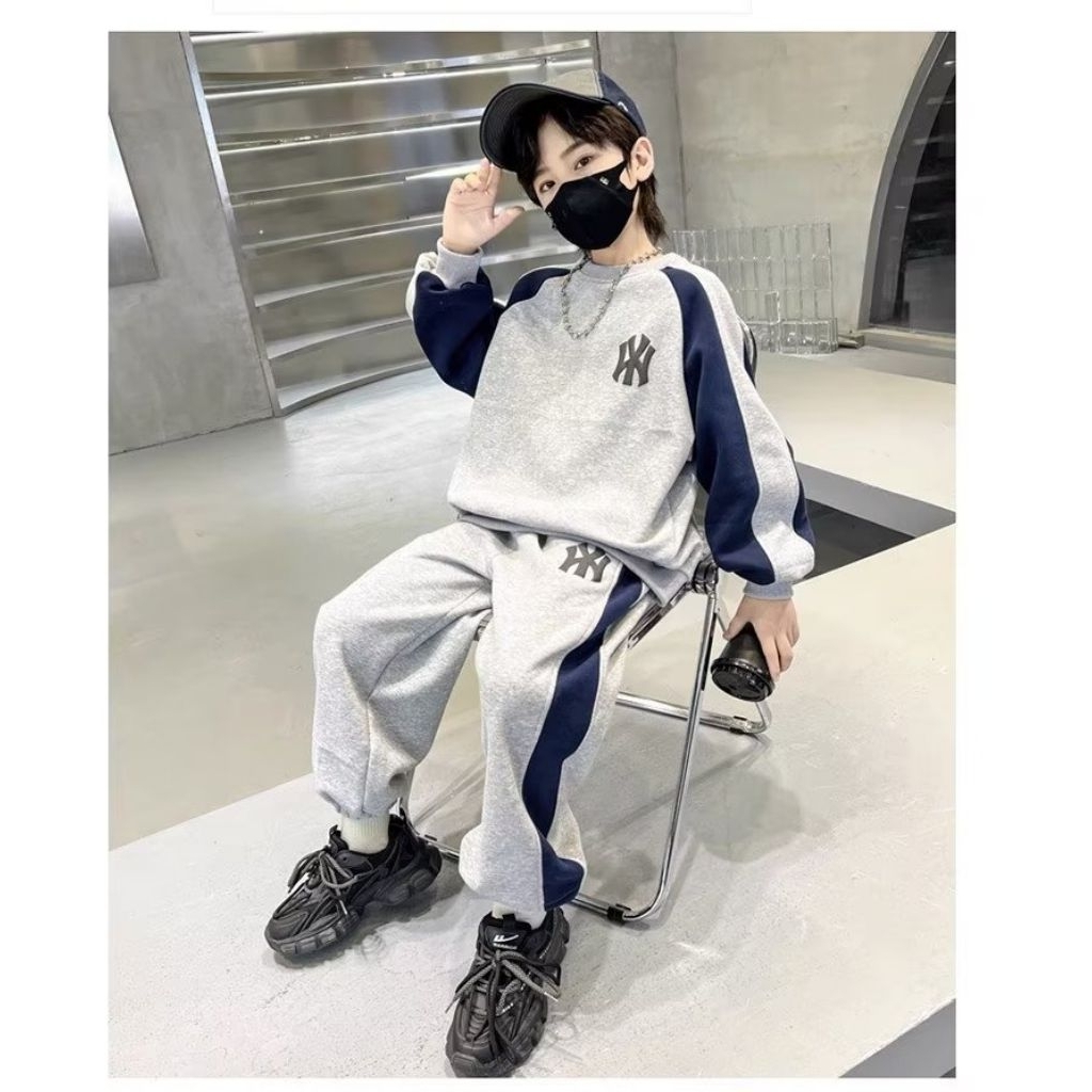 **พร้อมส่ง**Kawaii ชุดเสื้อคอกลม-กางเกง เด็ก สุดคุ้ม เอวยางยืด ขนาด120-170มี2สี ราคา ถูกที่สุด ดีลบีเคเค แกลเลอรีภาพที่ 3