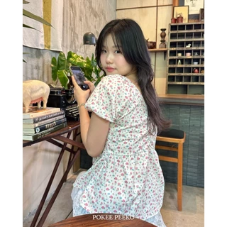 POKEE CIARA TOP เสื้อทรงหลวมคอวี แขนตุ๊กตา ลายดอกไม้ (5 color)