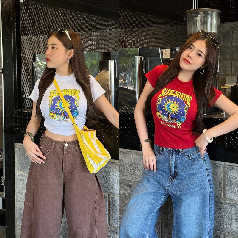 🌈SpinnyHouse🌈เสื้อยืด ทรงเข้ารูป สกรีนลายแน่นๆเท่ๆ ใส่แล้วดูผอม เสื้อเอวคอด ผ้าร่องยืดรุ่น แครอท พระอาทิตย์เหลือง