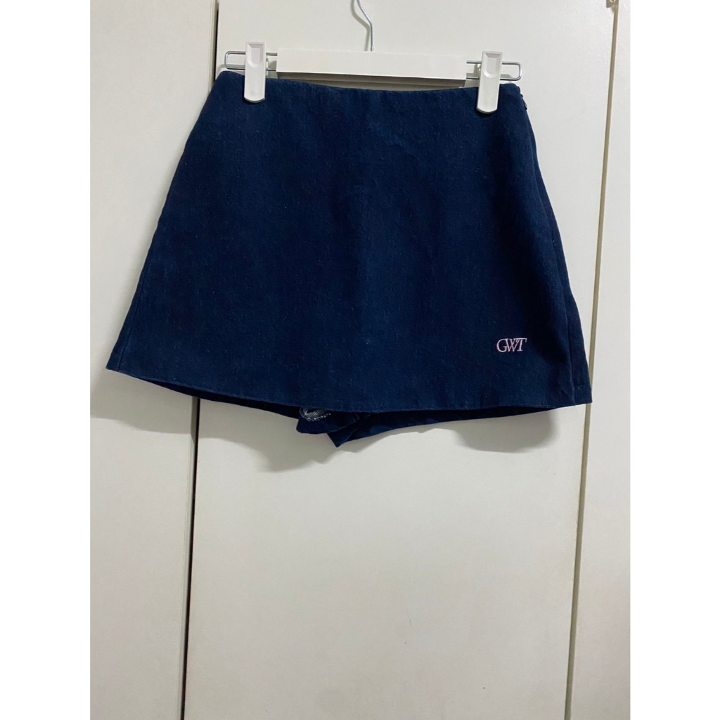 GWT กระโปรงกางเกงยีนสีเข้ม น่ารักมาก