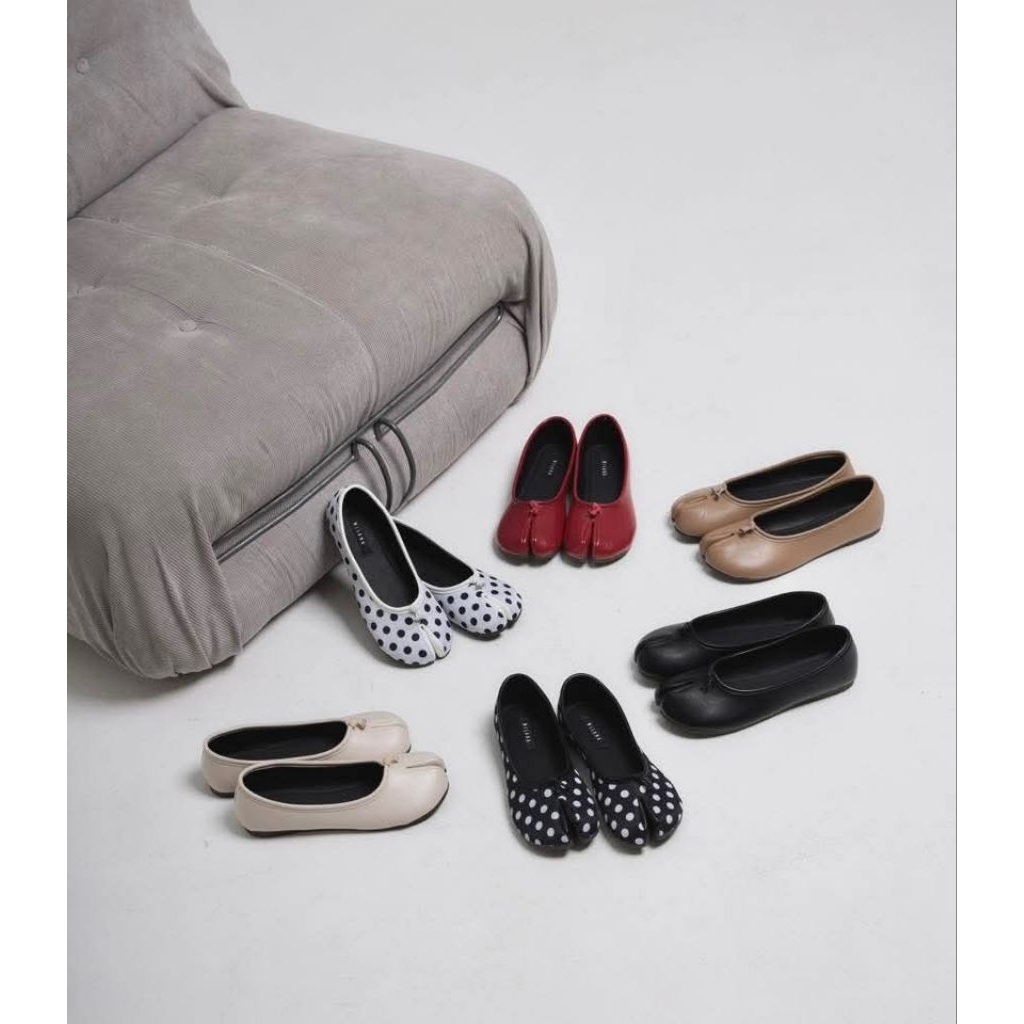 【โค้ดลด+ส่งฟรี🔥】25twentyfives - PL-5 Tabi Flat Shoes รองเท้าแฟลตผู้หญิง | ส่งตรงจาก Wilana
