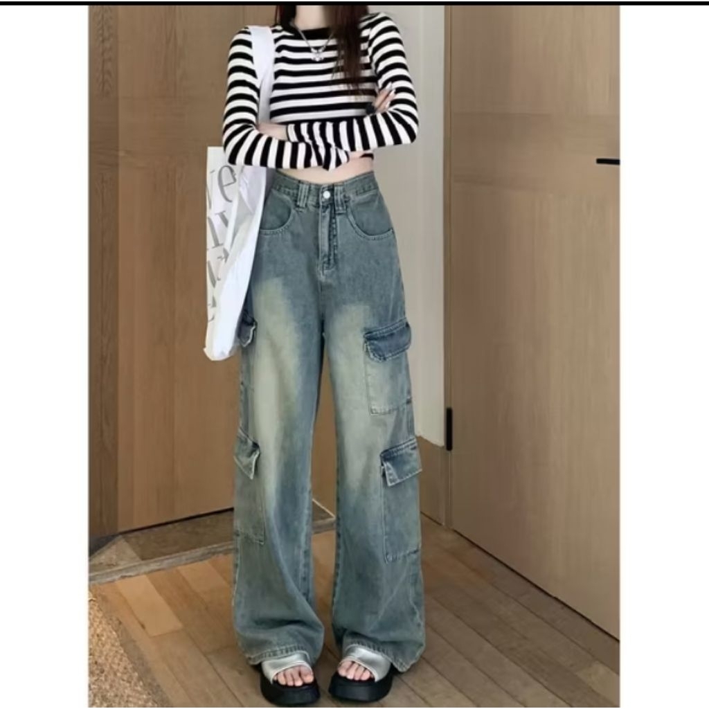 กางเกงยีนส์ทรงคาร์โก้สุดชิคSuper chic cargo jeans