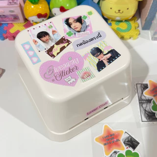 พรีออเดอร์‼️สินค้าเข้าวันที่22-23ส.ค.Ⓜ️เครื่องกดสติ๊กเกอร์อัตโนมัติ🎀🤏🏻สามารถใส่กระดาษหรือสติ๊กเกอร์ได้ด้วย