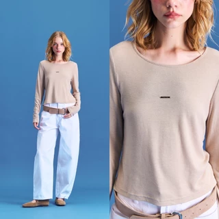 CHUUCHOP - Glaze Long Sleeve Top เสื้อยืดแขนยาวผ้านุ่มปักโลโก้(C8422)