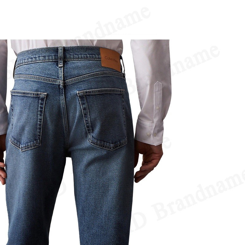Calvin Klein กางเกงยีนส์ รุ่น Men’s Standard Straight Fit Jeans Code: 40TM732 587 ราคา ถูกที่สุด ดีลบีเคเค แกลเลอรีภาพที่ 4