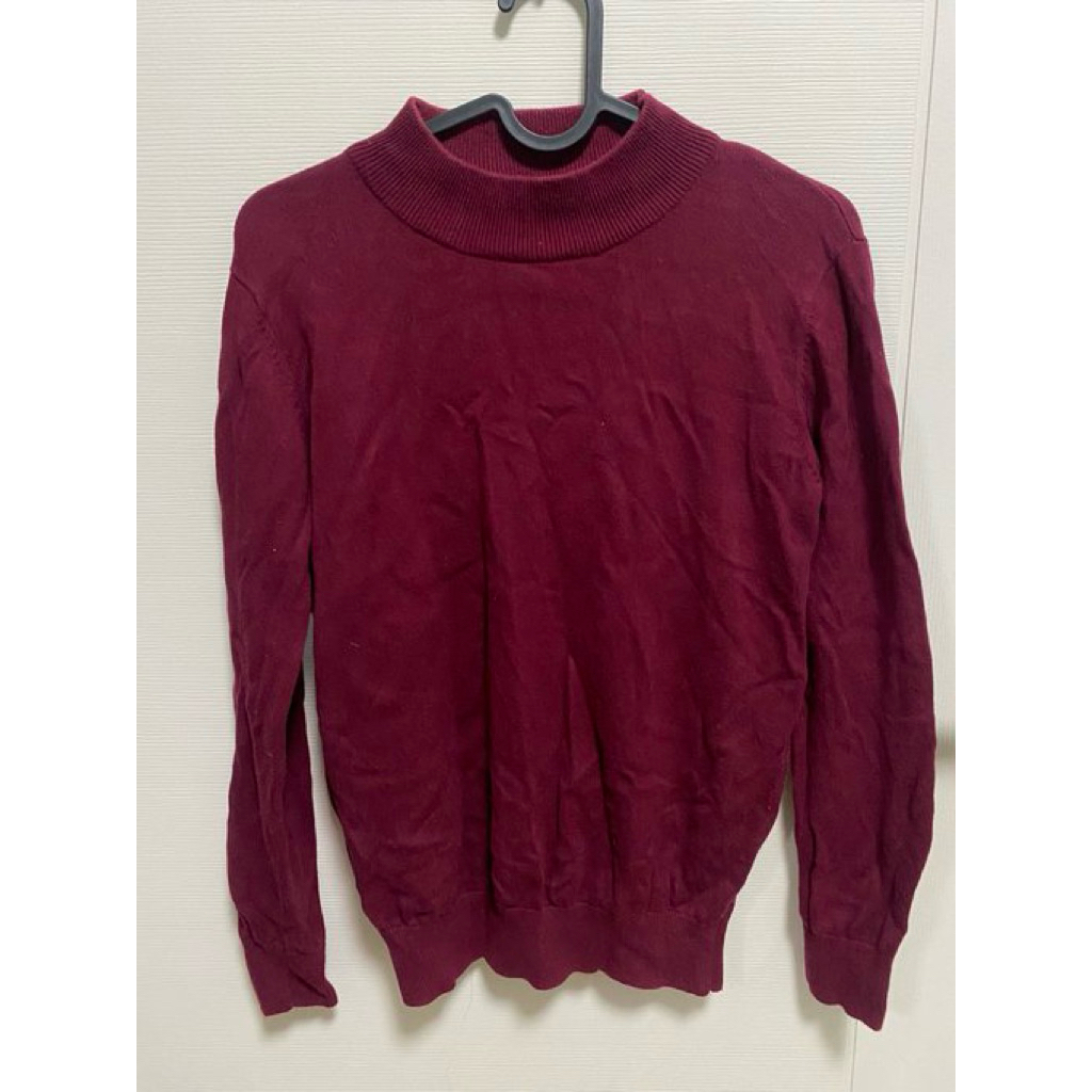 Sweater แดงขับผิว แบรนด์ Daily Squad size s