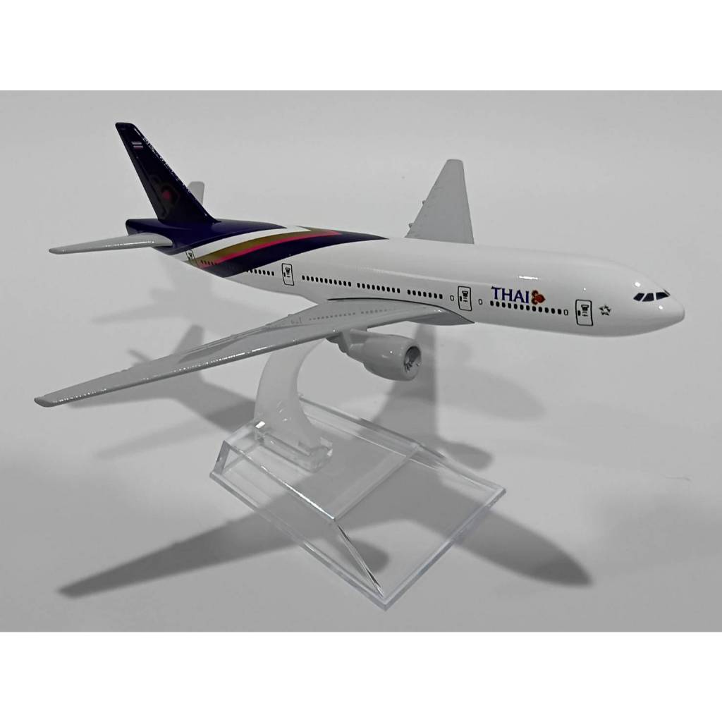 โมเดลเครื่องบิน Thai Airways International Boeing 777 Plane Model Aircraft Scale 1:400  NEW IN Packa