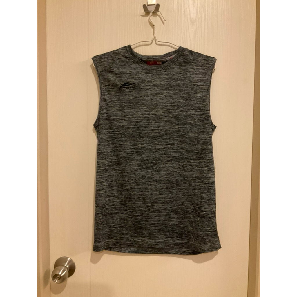 เสื้อกีฬา M แบรนด์ Eepro *มีตำหนิ