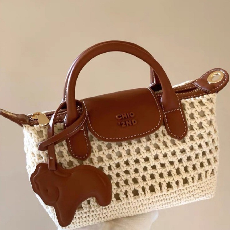 สินค้าพร้อมส่งกรุงเทพ South Style Chio2nd กระเป๋าสะพายข้าง พกพาได้ง่าย