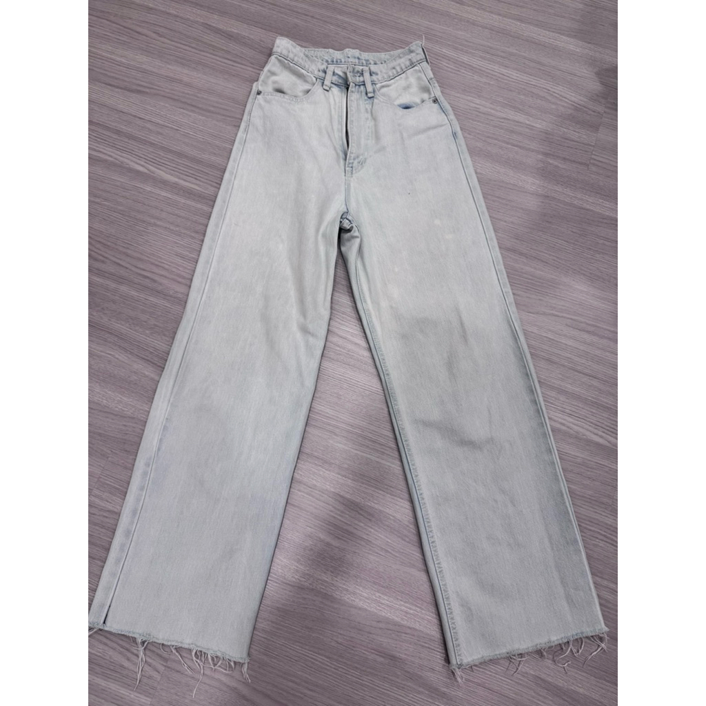 Merge Official - Signature Jeans 01 Basic Colors