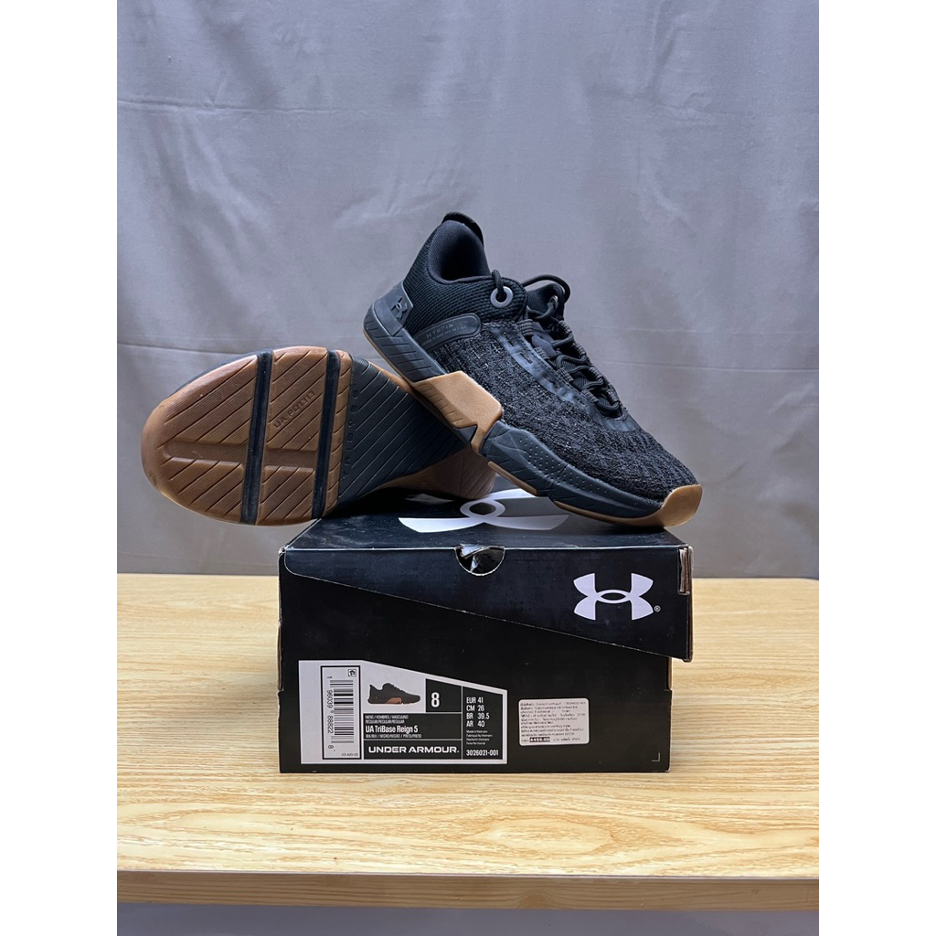 รองเท้า Under Armour TriBase Reign 5