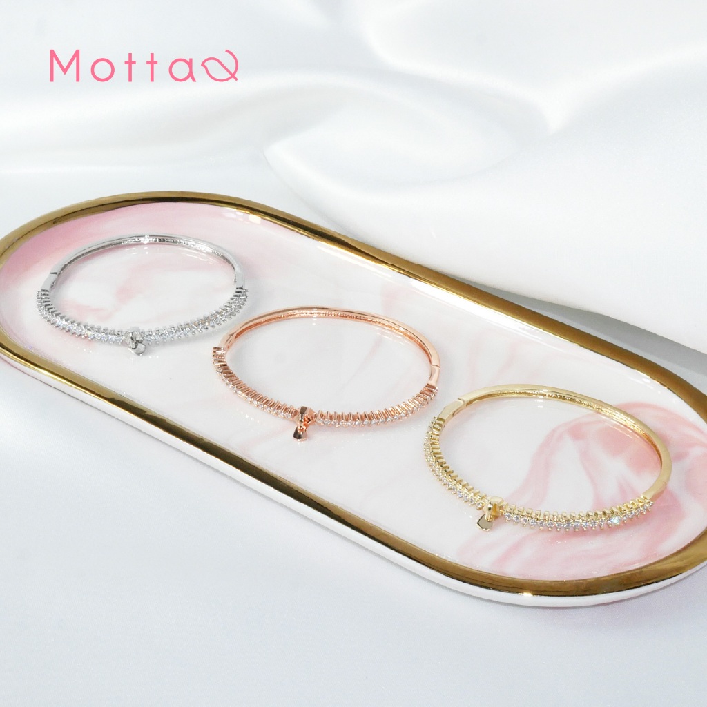 Motta Bangle กำไลข้อมือชุบทองคำขาว เรียบหรูใส่ได้กับทุกลุค
