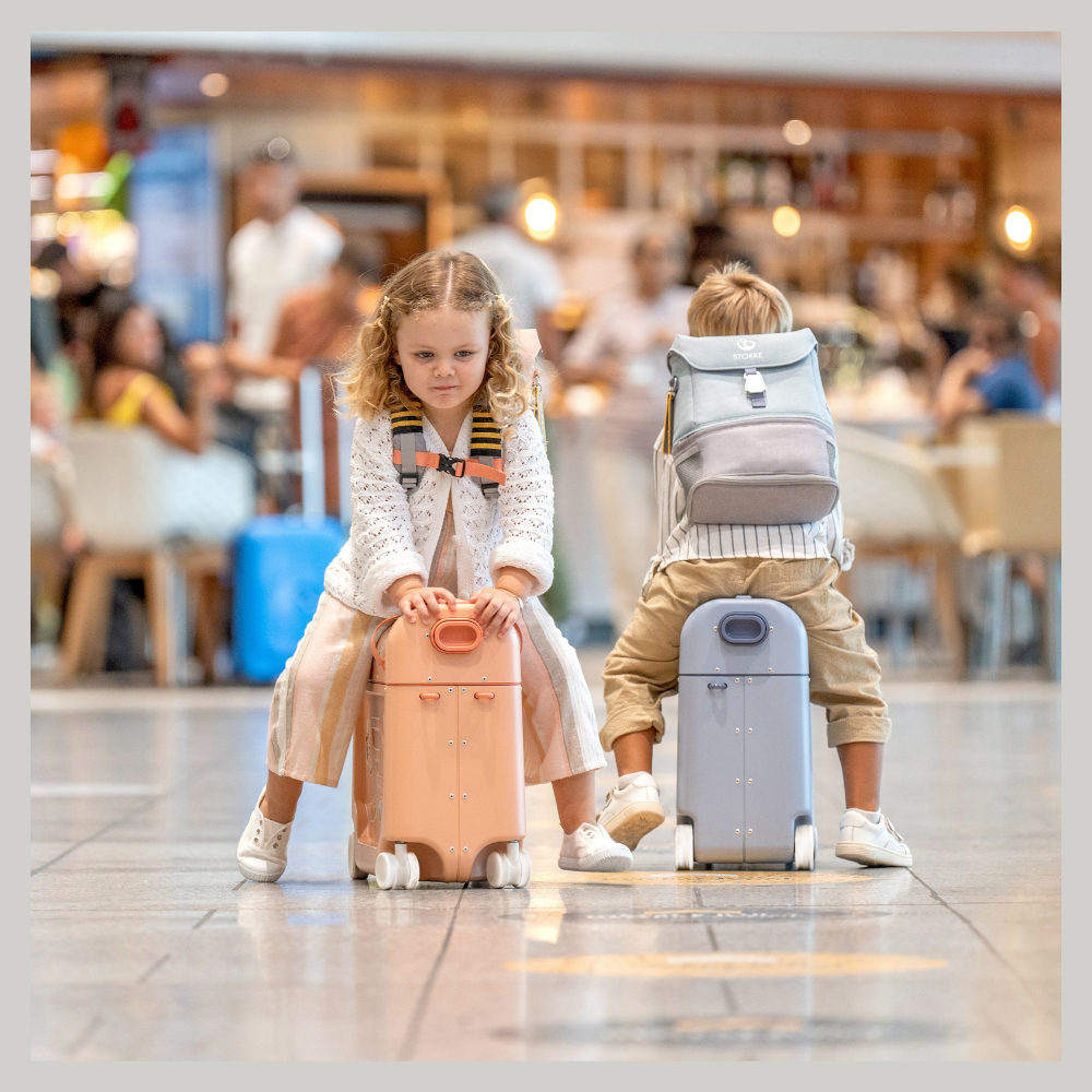 Stokke® JetKids™ BedBox™ กระเป๋าเดินทาง ขี่ได้ ลากได้ ถือขึ้นเครื่องบินได้ สำหรับเด็ก รูปที่ 8