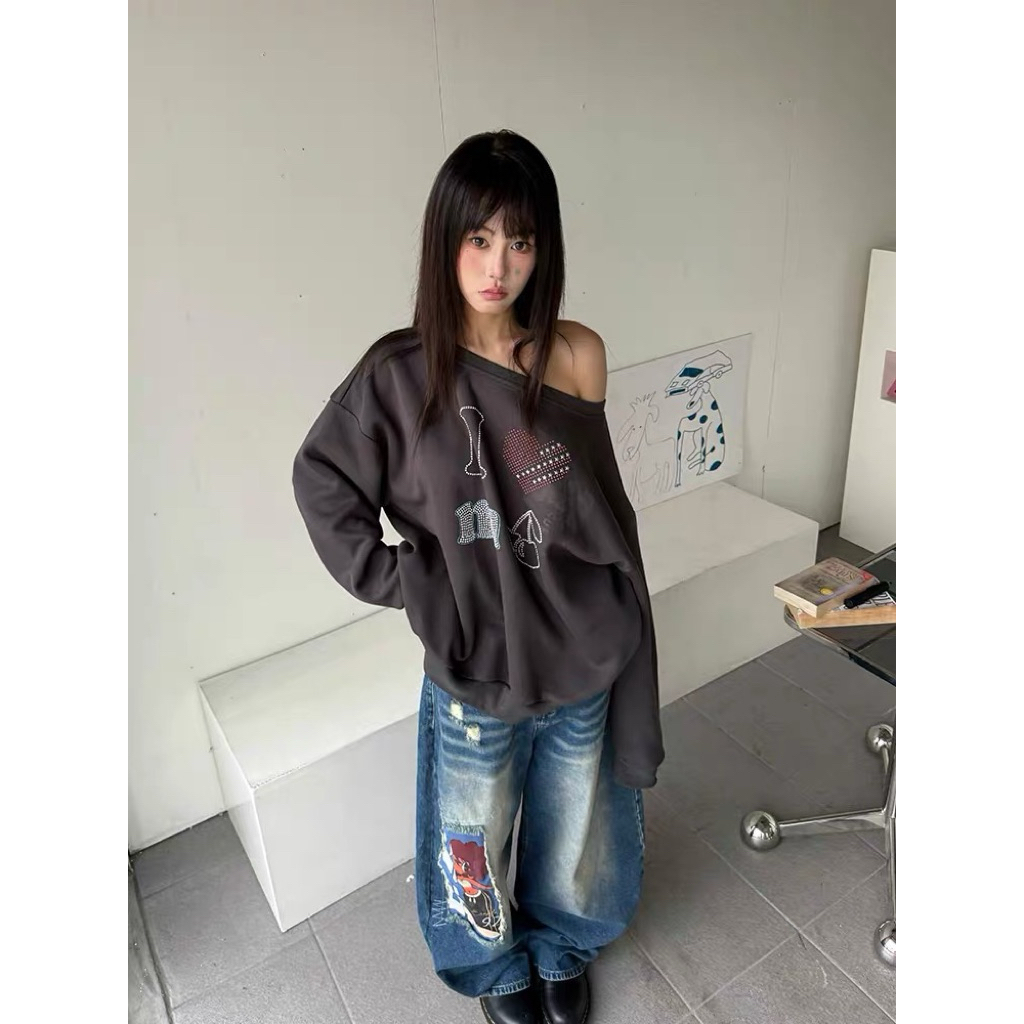 preorder✈️ CGGA💞🫶🏻 เสื้อสเวตเตอร์แบบoversized ใส่ปาดไหล่เก๋ เท่ที่สุดดด🥰🫶🏻💞