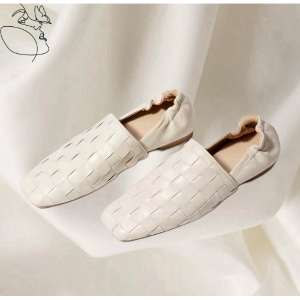 ส่งต่อ รองเท้า Mezzon - Flats Leather in White