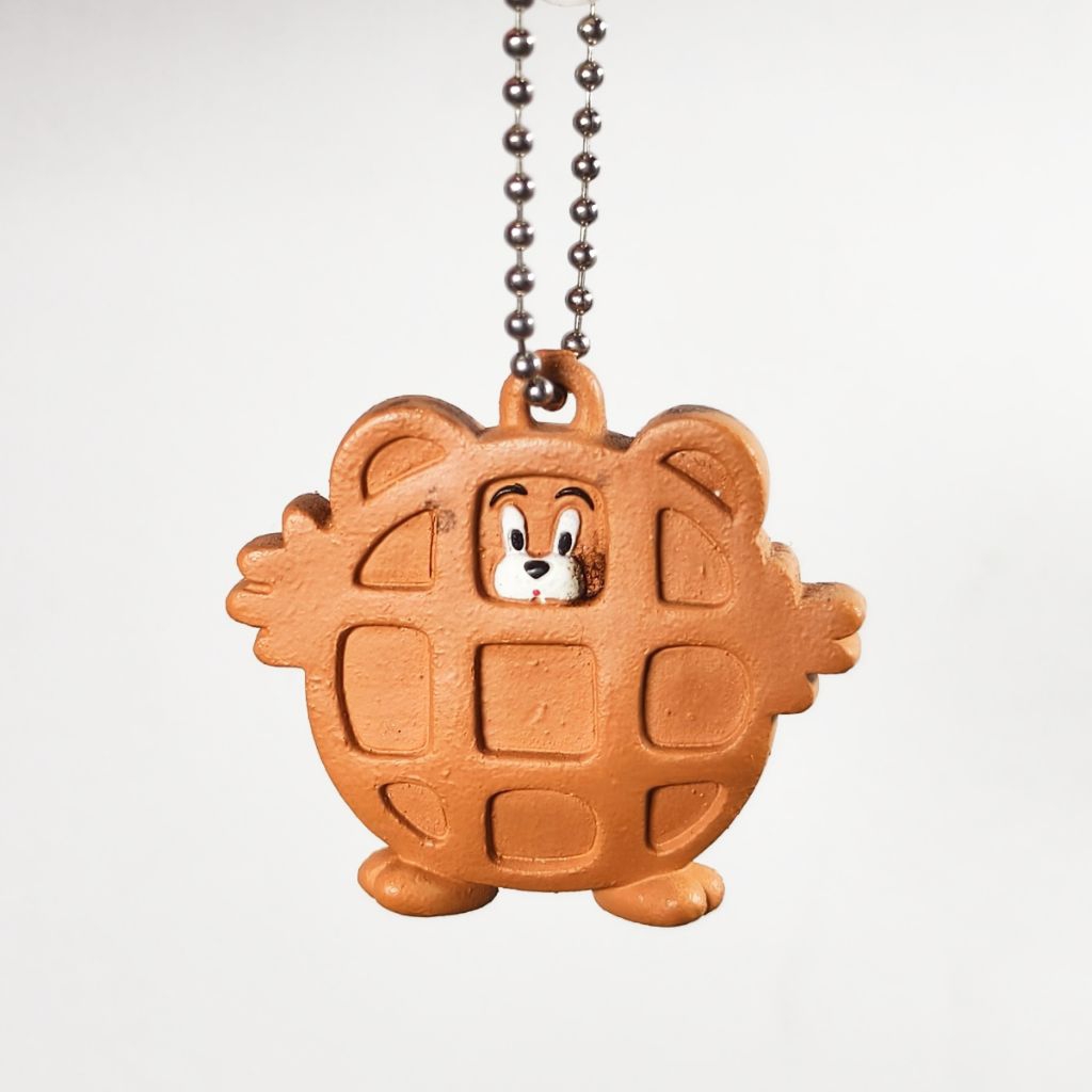 [พร้อมส่ง]Tom and Jerry - Waffle Jerry Figure พวงกุญแจ วาฟเฟิล เจอร์รี่ มีตำหนิตามภาพ