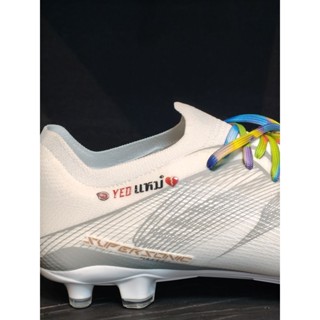 สติ๊กเกอร์UVติดรองเท้าสตั๊ดเพิ่มความโดดเด่นให้กับรองเท้าคู่โ…