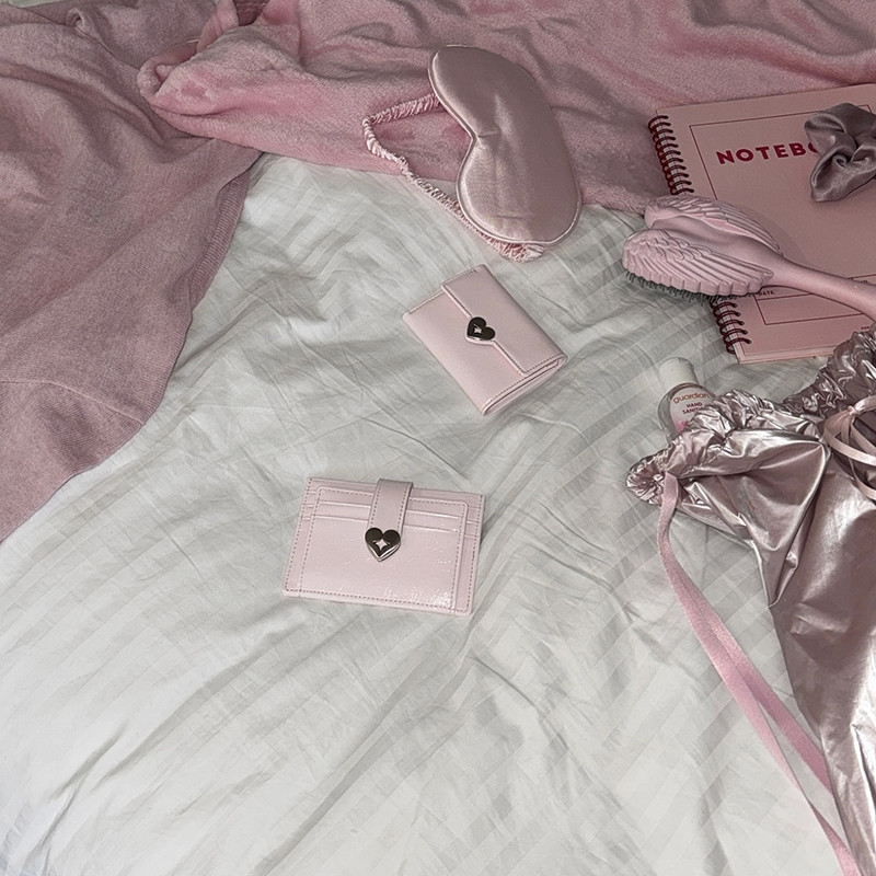 [공식 스토어] FENNEC HEARTY BRIDGE POCKET-BLACK/SILVER/BROWN - รูปที่ 2