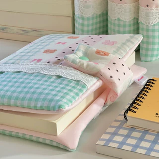 Book Cover ปกหนังสือผ้า ขนาด B6, A5 ลายทูโทน แต่งลูกไม้ | Jolie Aimer