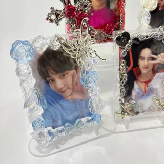 (พร้อมส่ง) เฟรมการ์ดอะคริลิคตกแต่ง ฟรี!!ขาตั้ง ขนาด 6.5cm ใส่การ์ดGMMได้- ร้านไทย