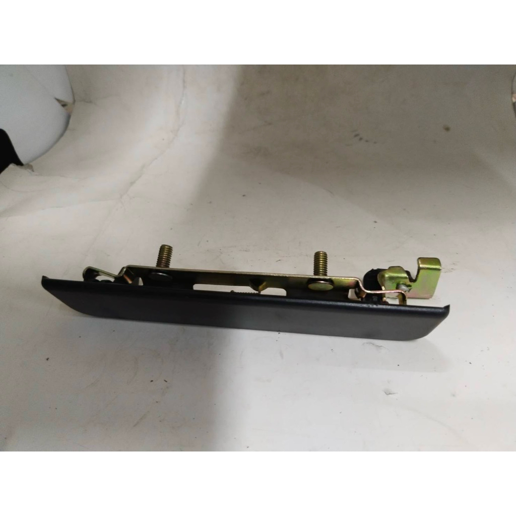 มือเปิดประตู อันนอก โตโยต้า ไดน่า ด้านขวาTOYOTA BU61 RH. ราคา 320 บาท