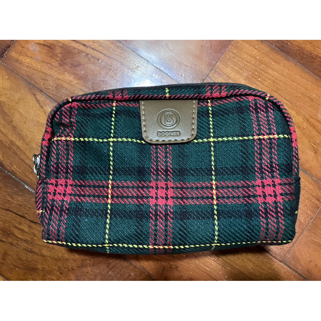 Bogner Lufthansa First class Amenity kit มีของข้างใน