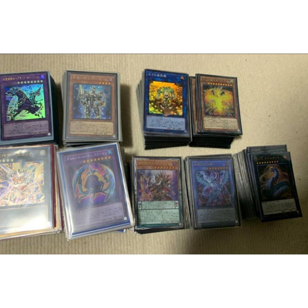 การ์ดยูกิ Yugioh พร้อมซองใส่การ์ด ได้ทั้งหมดในภาพ