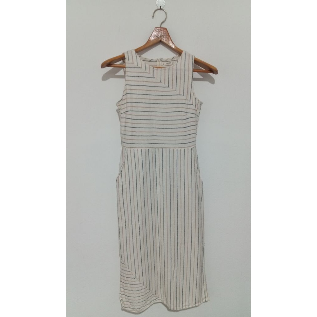 เดรสแขนกุด ลายทาง มือสอง MNG