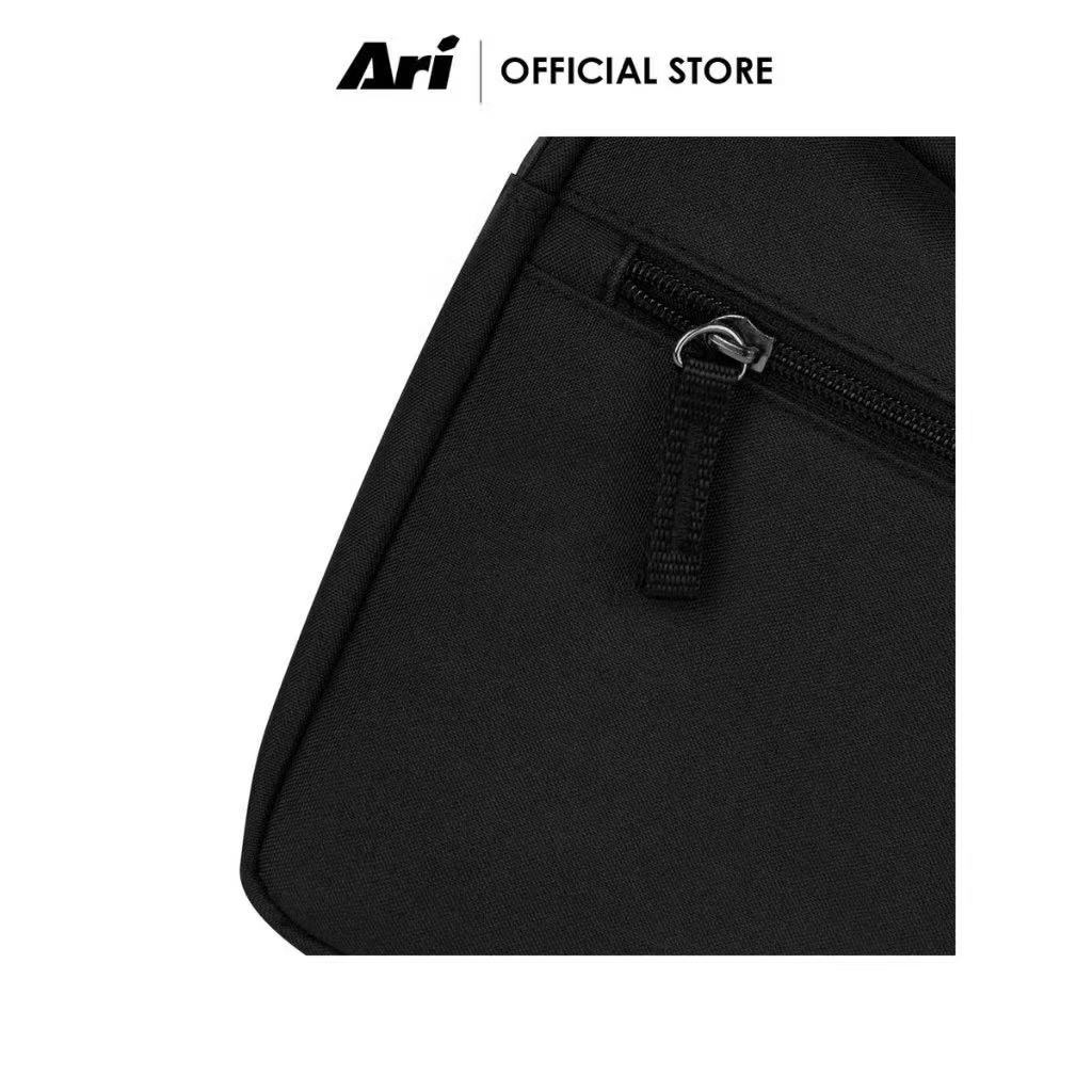 ARI ESSENTIAL POCKET BAG - BLACK (AHW1585-01) กระเป๋าสะพายข้าง อาริ ESSENTIAL POCKET สีดำ - รูปที่ 4