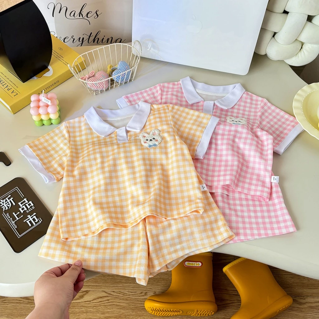 Babyonline(Y488)B3 (ส่งด่วน1วัน)ชุดเซ็ตแฟชั่นเด็กเสื้อแขนสั้นคอปกกางเกงขาสั้นลายสก็อต น่ารัก